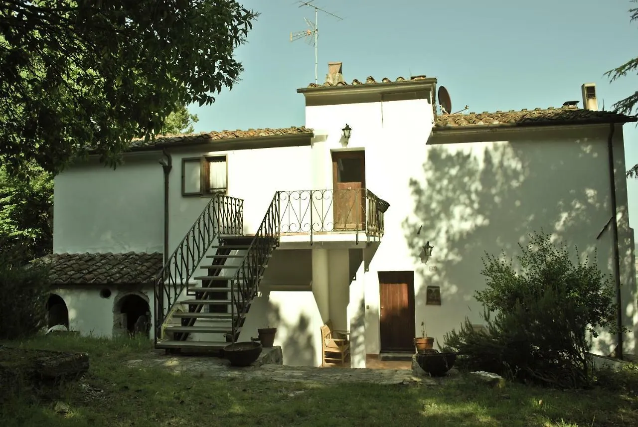 Appartamento Agriturismo Montevaso Arti e Teatro Chianni 0*,  Italia